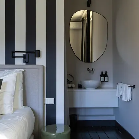 فندق مبيت وإفطار V - Petit 3*