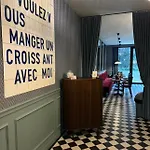 V - Petit 3* 法尔肯堡