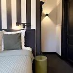 Bed and Breakfast V - Petit 3*