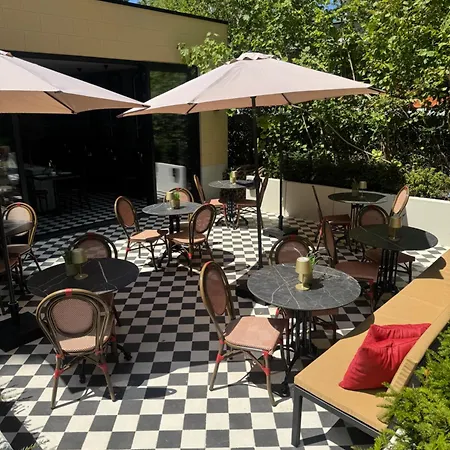 V - Petit Valkenburg aan de Geul